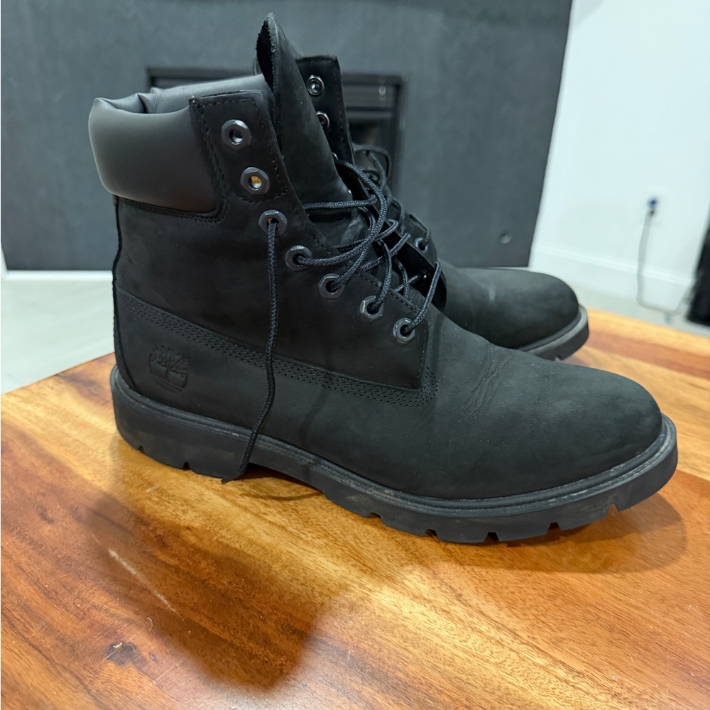 Timberland Men's Dark Boots - Picture 2 of 5